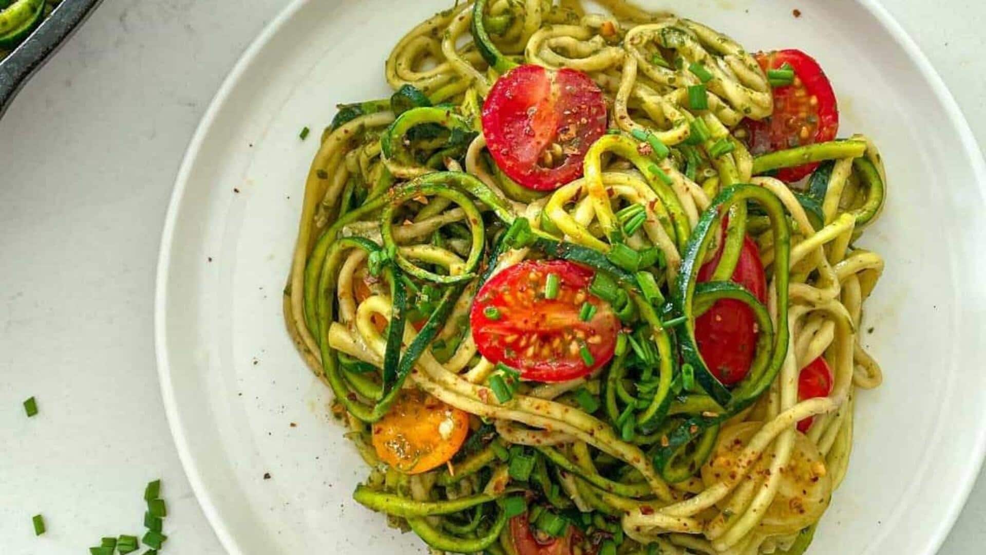 पेस्तो सॉस वाले जुकीनी नूडल्स सेहत के लिए हैं फायदेमंद, जानिए इस स्वादिष्ट व्यंजन की रेसिपी