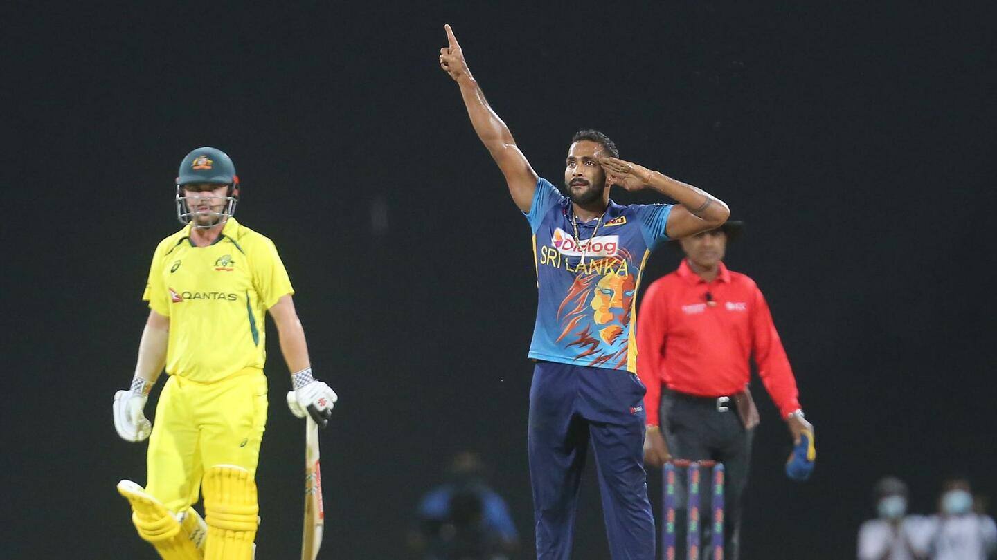 श्रीलंका क्रिकेट ने चमिका करुणारत्ने पर लगाया एक साल का बैन