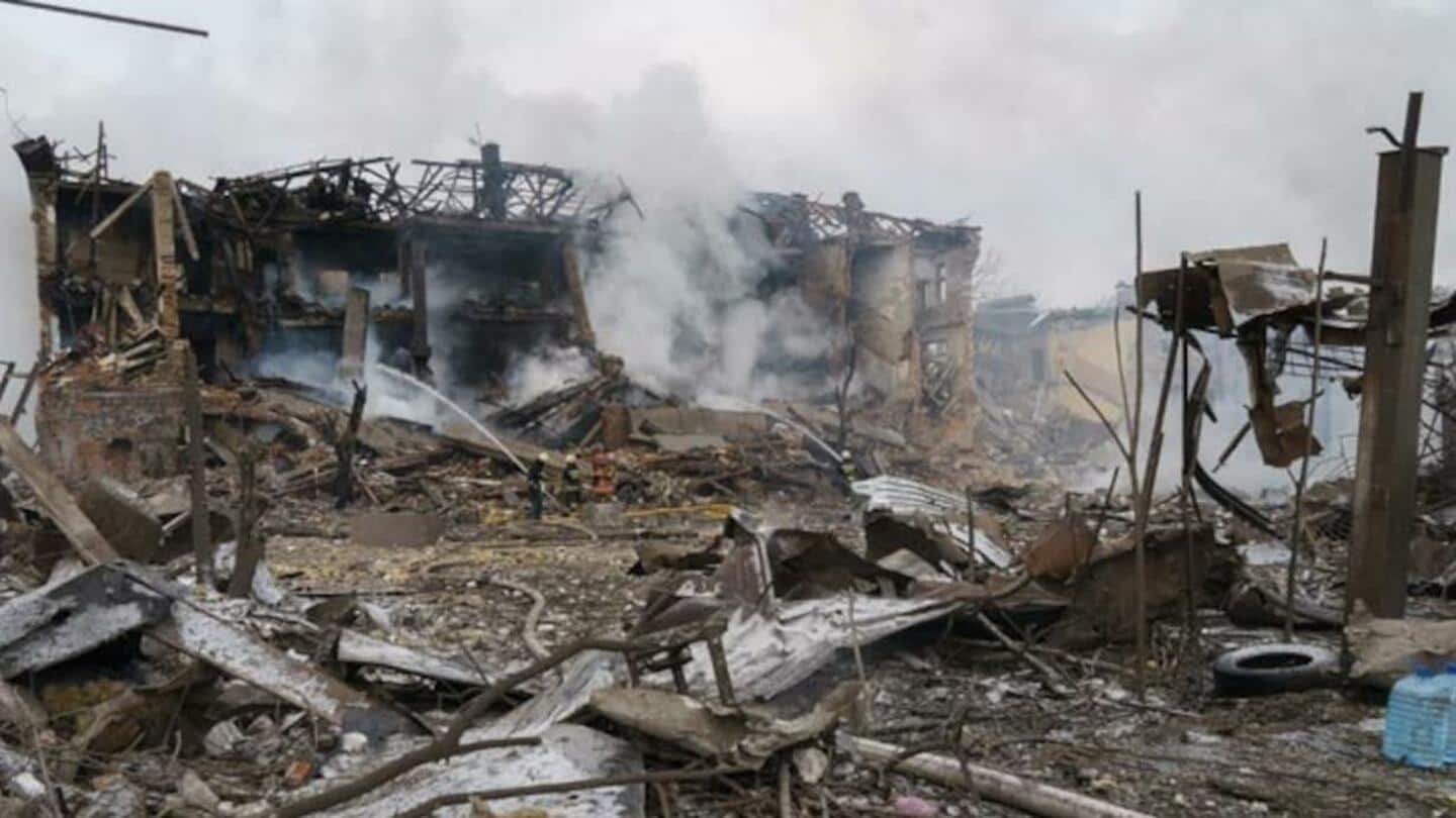 रूस के मिसाइल हमले में पूरी तरह तबाह हुआ मध्य यूक्रेन का निप्रो हवाई अड्डा