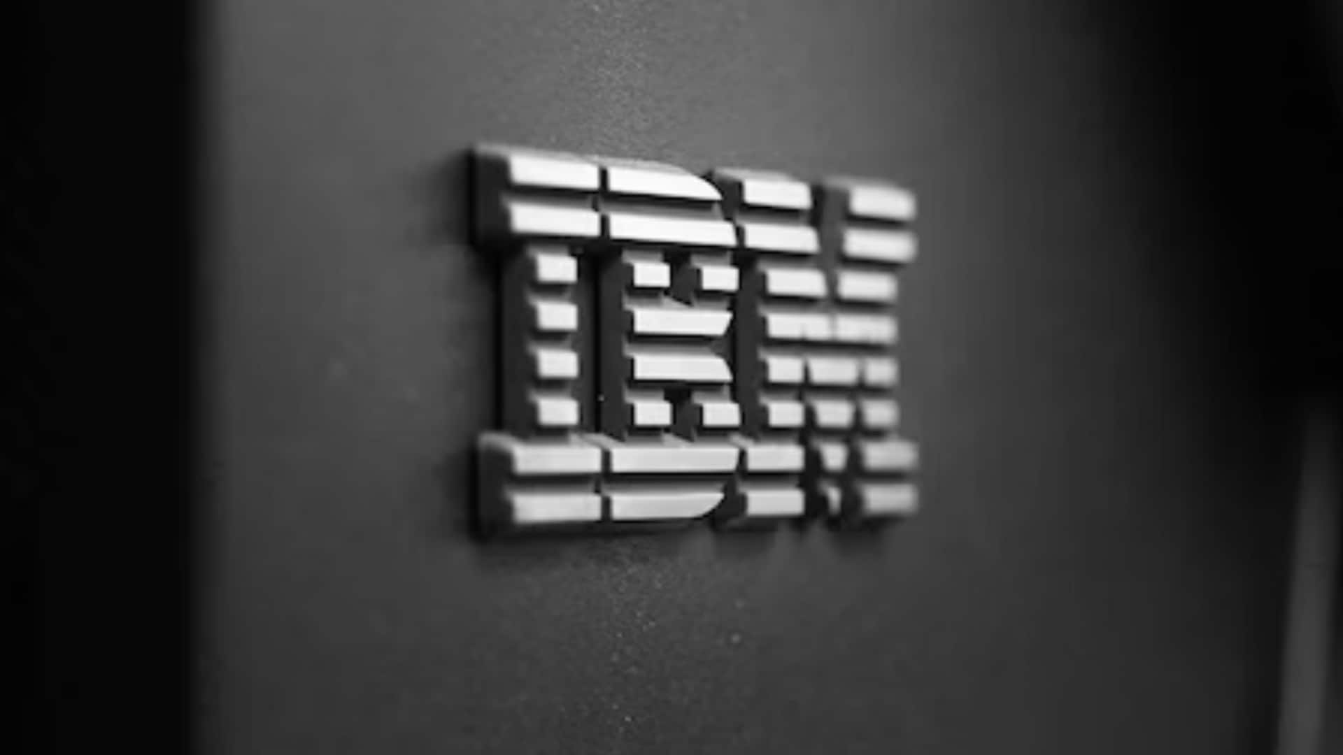 IBM अपने कर्मचारियों को AI से रिप्लेस करने को तैयार, CEO का है ये प्लान