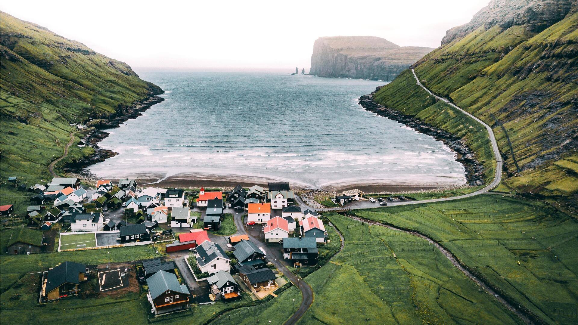 नॉर्वे के इस द्वीप में 3 महीनों तक नहीं होता सूर्यास्त, 24 घंटे रहता है उजाला