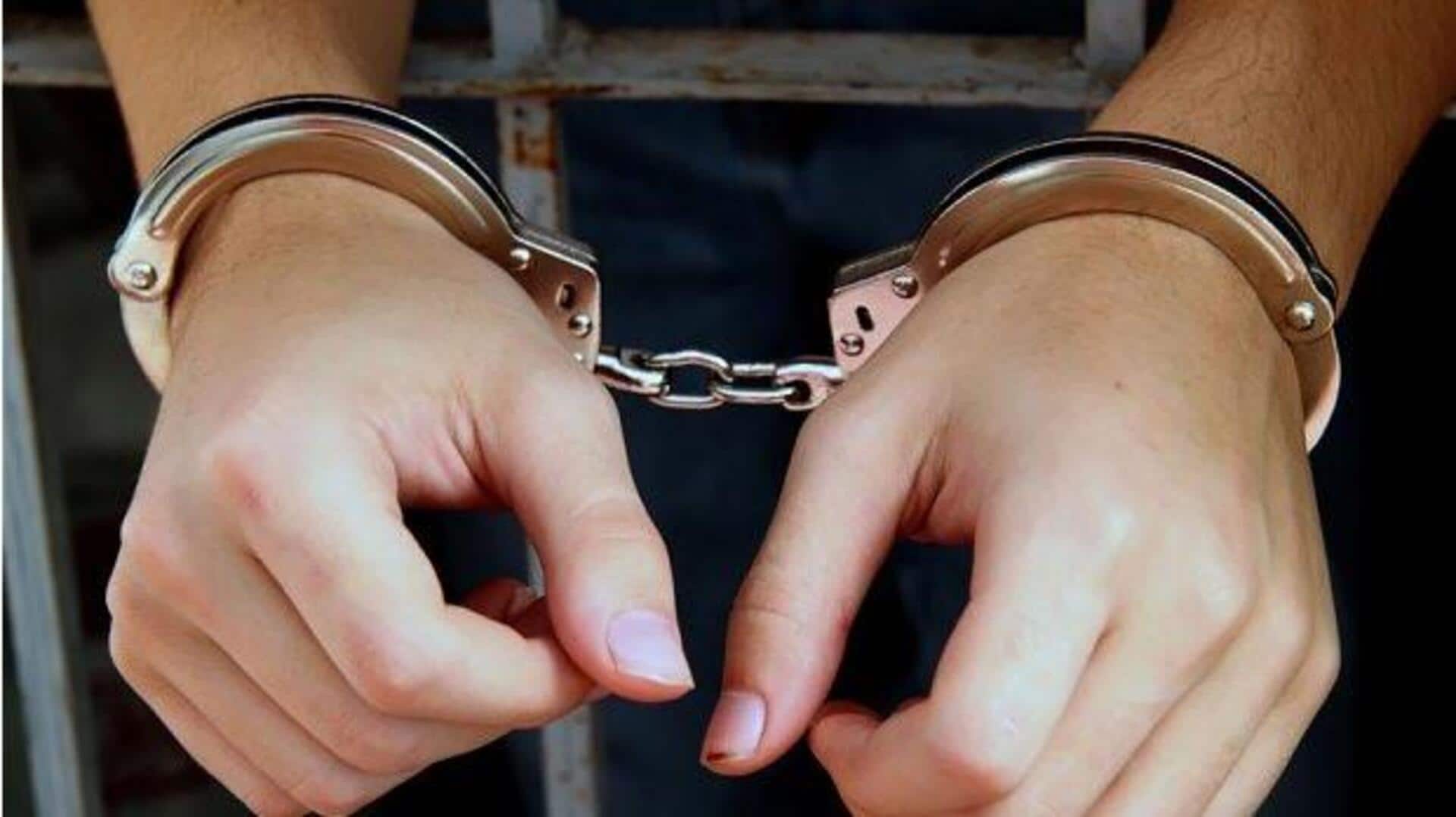 बम की धमकियां देने वाली चेन्नई की महिला गिरफ्तार, प्रेमी को फंसाने की थी योजना बम की धमकियां देने वाली चेन्नई की महिला गिरफ्तार, प्रेमी को फंसाने की थी योजना