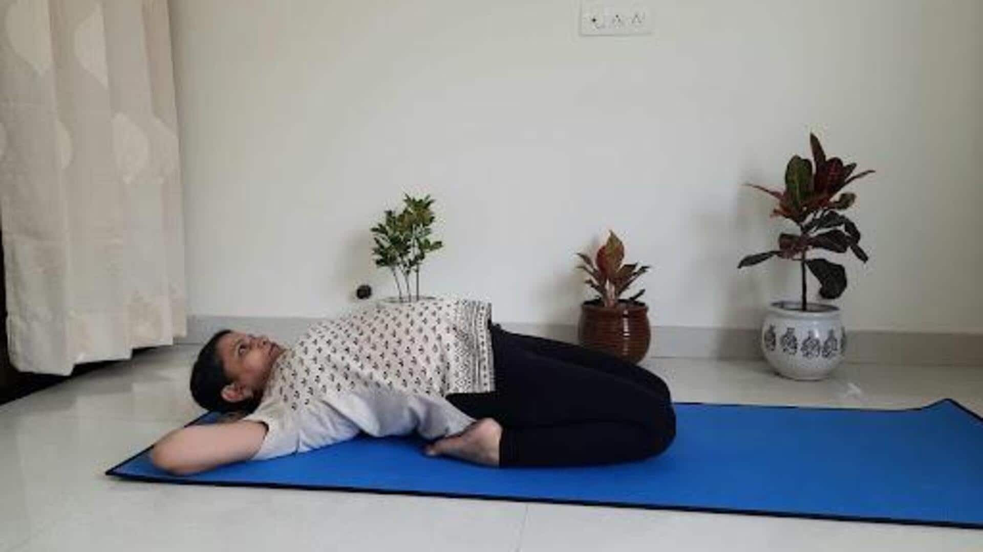 सुप्त वज्रासन: जानिए इस योगासन से मिलने वाले 5 प्रमुख स्वास्थ्य लाभ