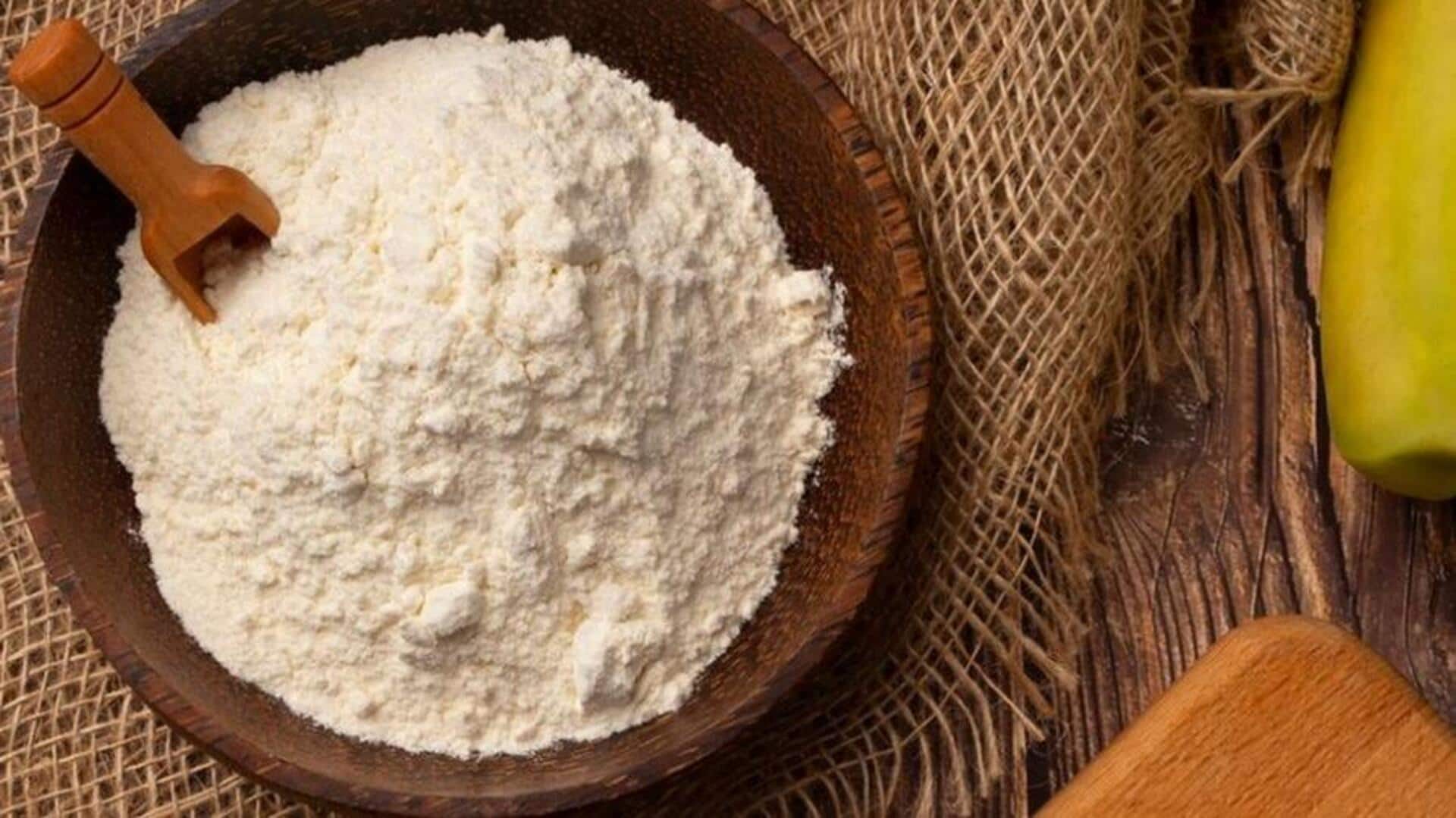 त्वचा को चमकाना है तो इन तरीकों से करें चावल के आटे का इस्तेमाल