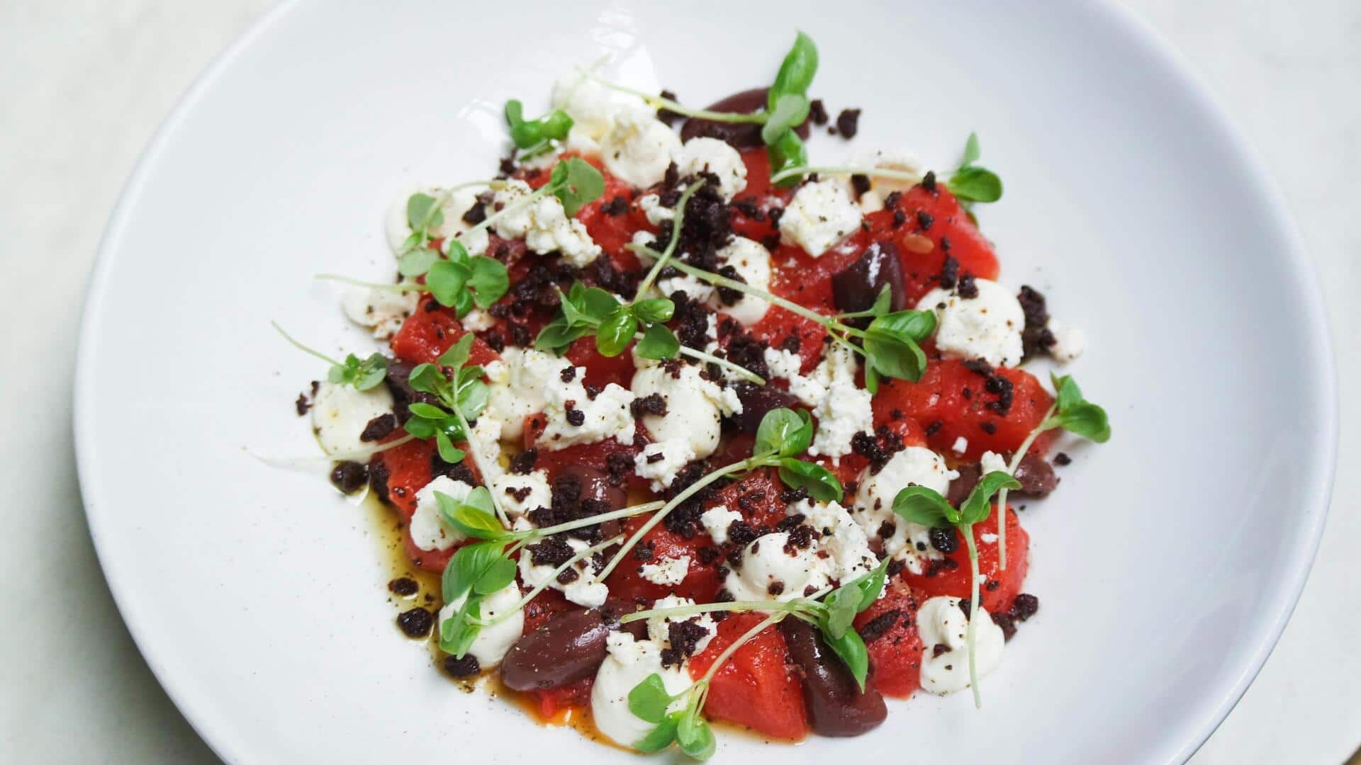 एंटी-ऑक्सीडेंट से भरपूर होता है भुने हुए चुकंदर और फेटा चीज का सलाद, जानिए रेसिपी