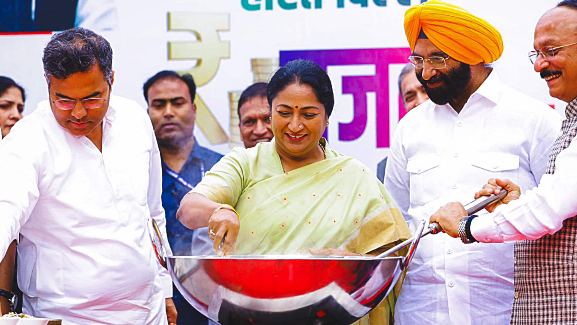 दिल्ली में प्रति व्यक्ति आय 7.92 प्रतिशत बढ़ी, राष्ट्रीय औसत से ढाई गुना अधिक का अनुमान