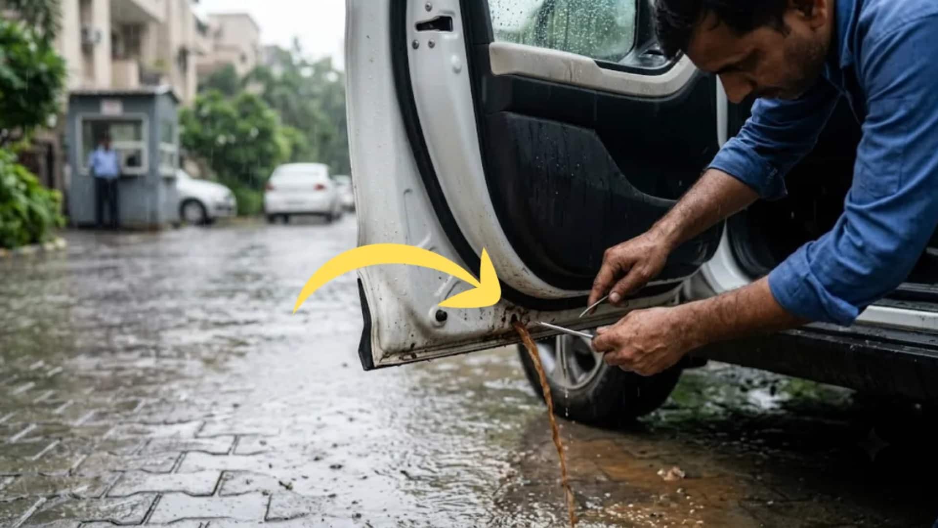 बारिश के कारण कार के दरवाजे में भर गया पानी, साफ कर बचाएं भारी नुकसान
