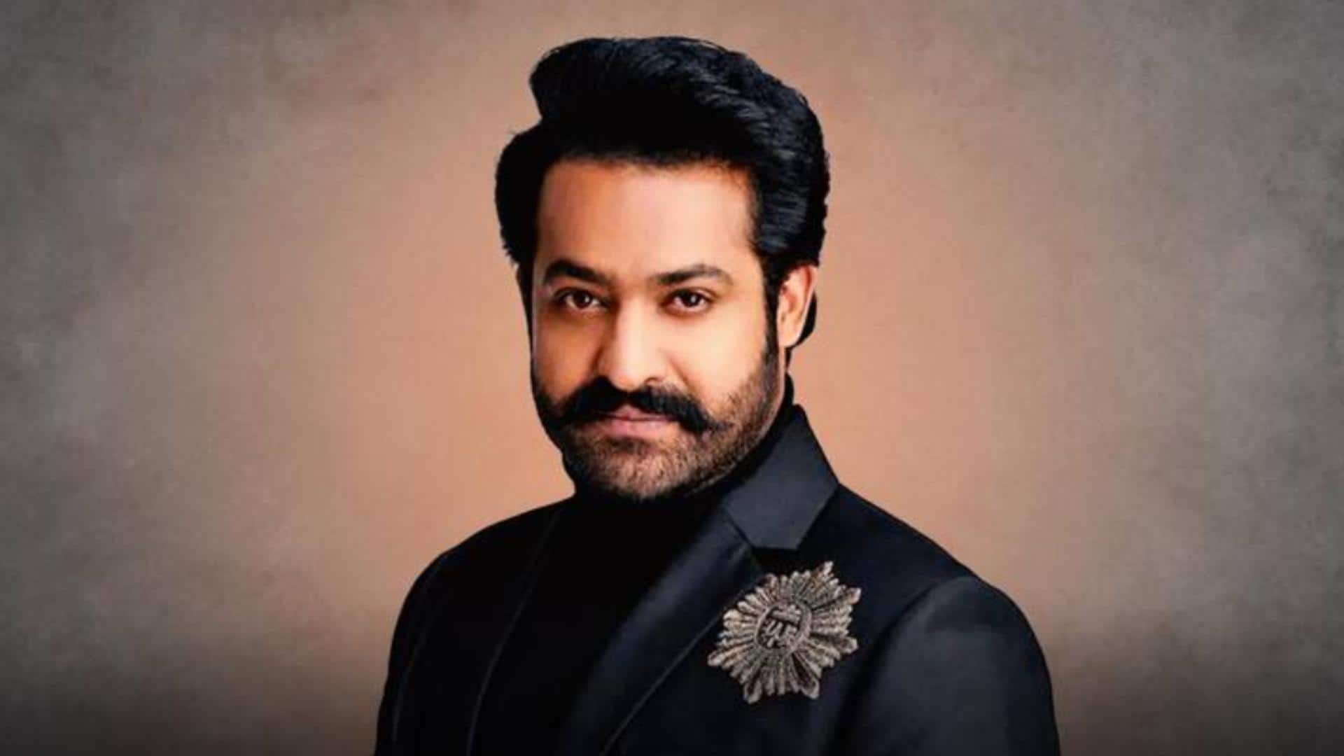 जूनियर एनटीआर का फिल्मी दुनिया से है गहरा नाता, क्या आप जानते हैं उनका असली नाम? जूनियर एनटीआर का फिल्मी दुनिया से है गहरा नाता, क्या आप जानते हैं उनका असली नाम?