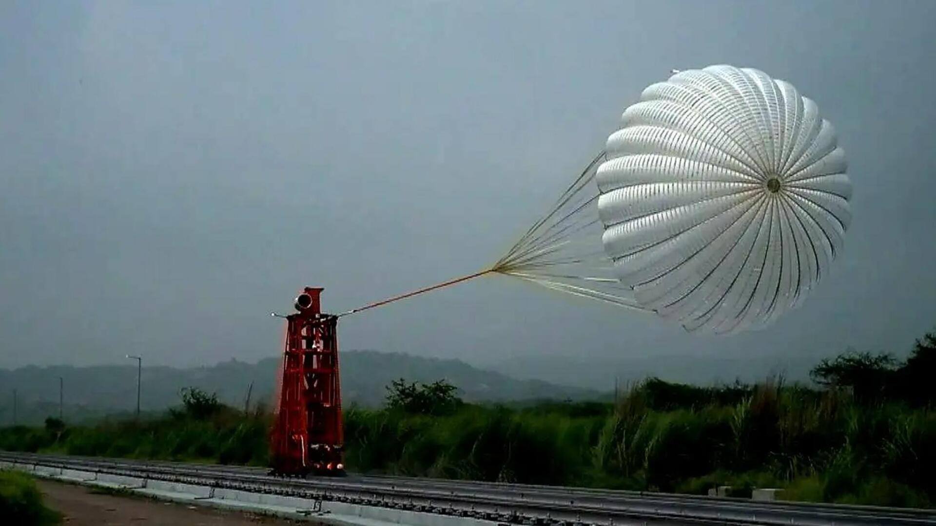 गगनयान मिशन की तैयारी हुई तेज, ISRO ने किया ड्रग पैराशूट डेप्लॉयमेंट टेस्ट