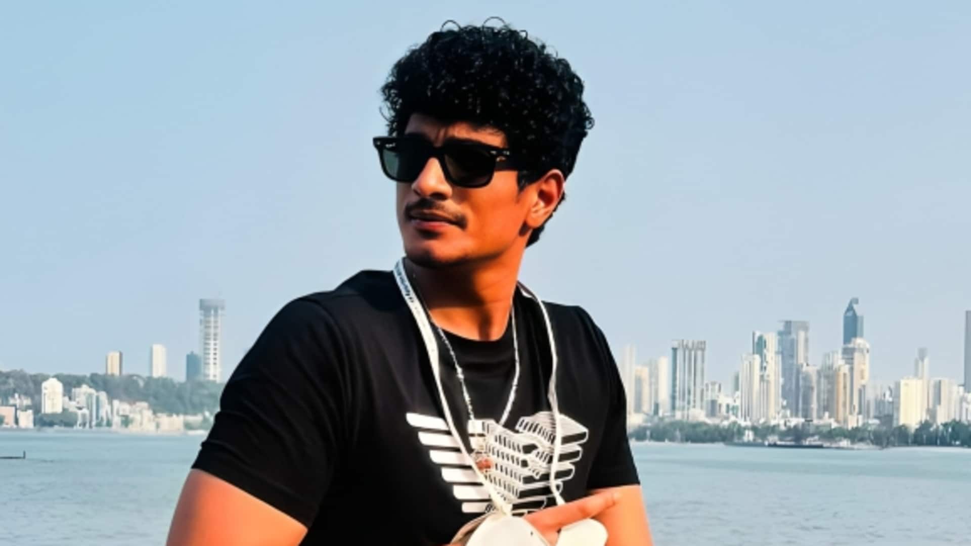 पलाश मुच्छल पर FIR दर्ज, फिल्म के नाम पर 40 लाख रुपये हड़पने का आरोप