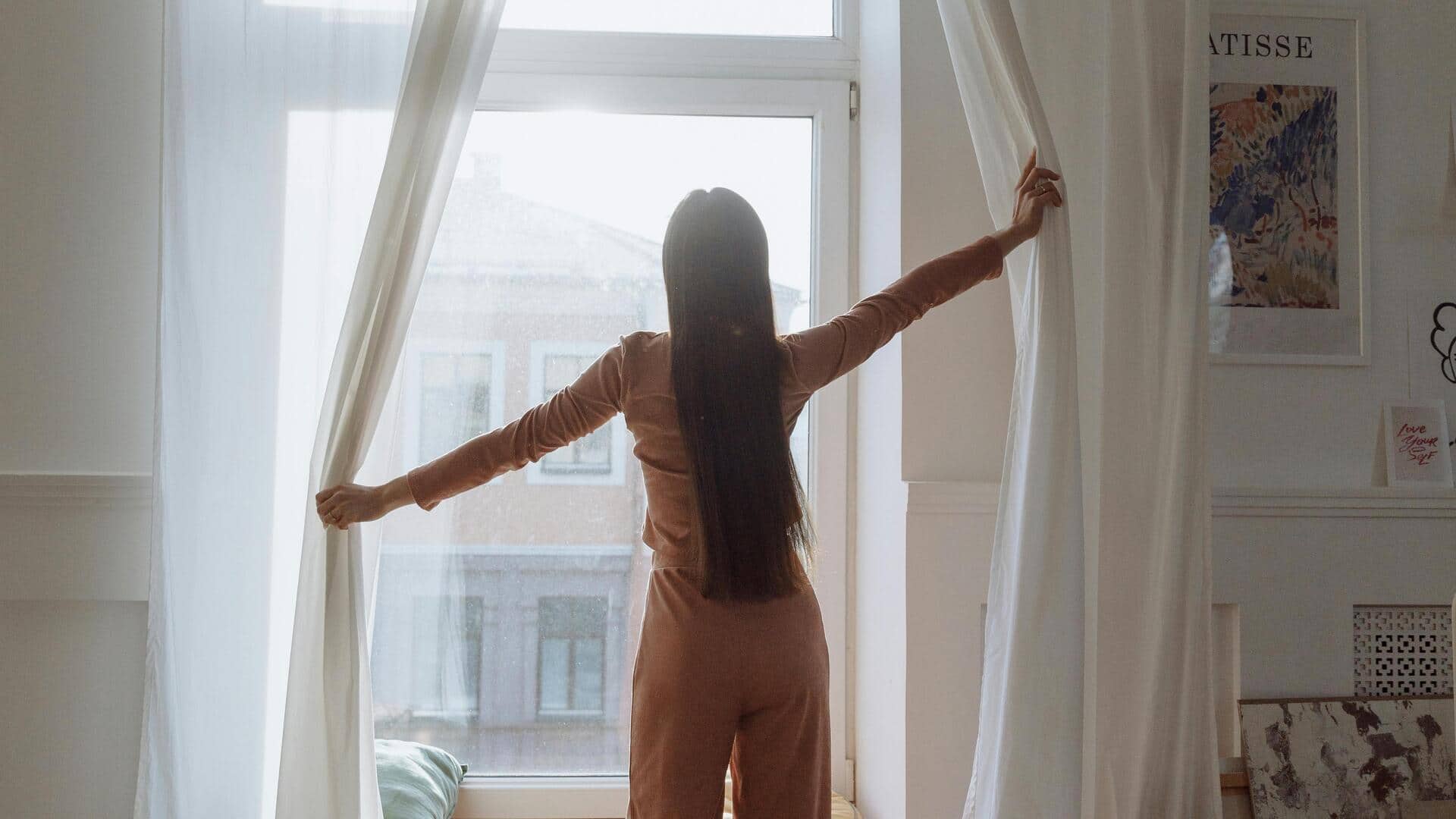 गर्मियों में बिजली कटौती की समस्या से राहत पाने के लिए अपनाएं ये 5 घरेलू नुस्खे