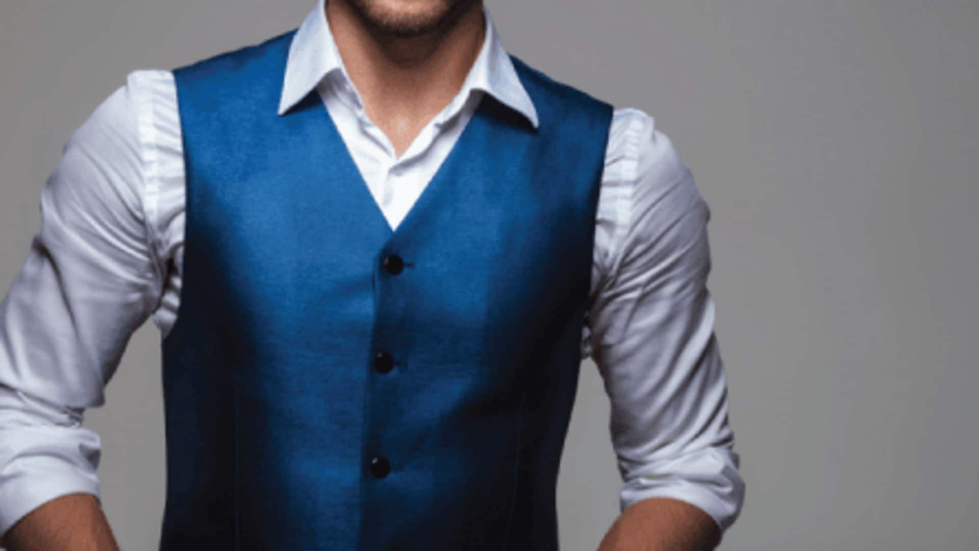 पुरुषों की अलमारी का अहम हिस्सा है वेस्टकोट, ये 5 विकल्प हैं बेहतरीन