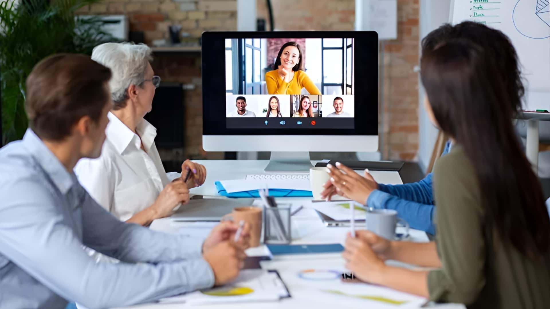 टीमों के बीच वर्चुअल सहयोग बढ़ाने में मददगार हो रहा AI, जानिए क्या मिलता है फायदा 