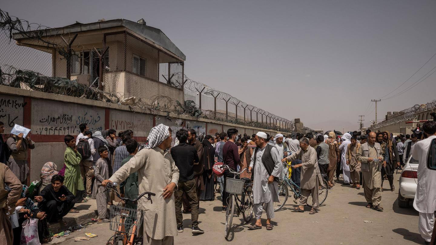 काबुल: विमान में बैठने से रोके गए भारतीयों से पूछताछ पूरी, हवाई अड्डे लाया गया