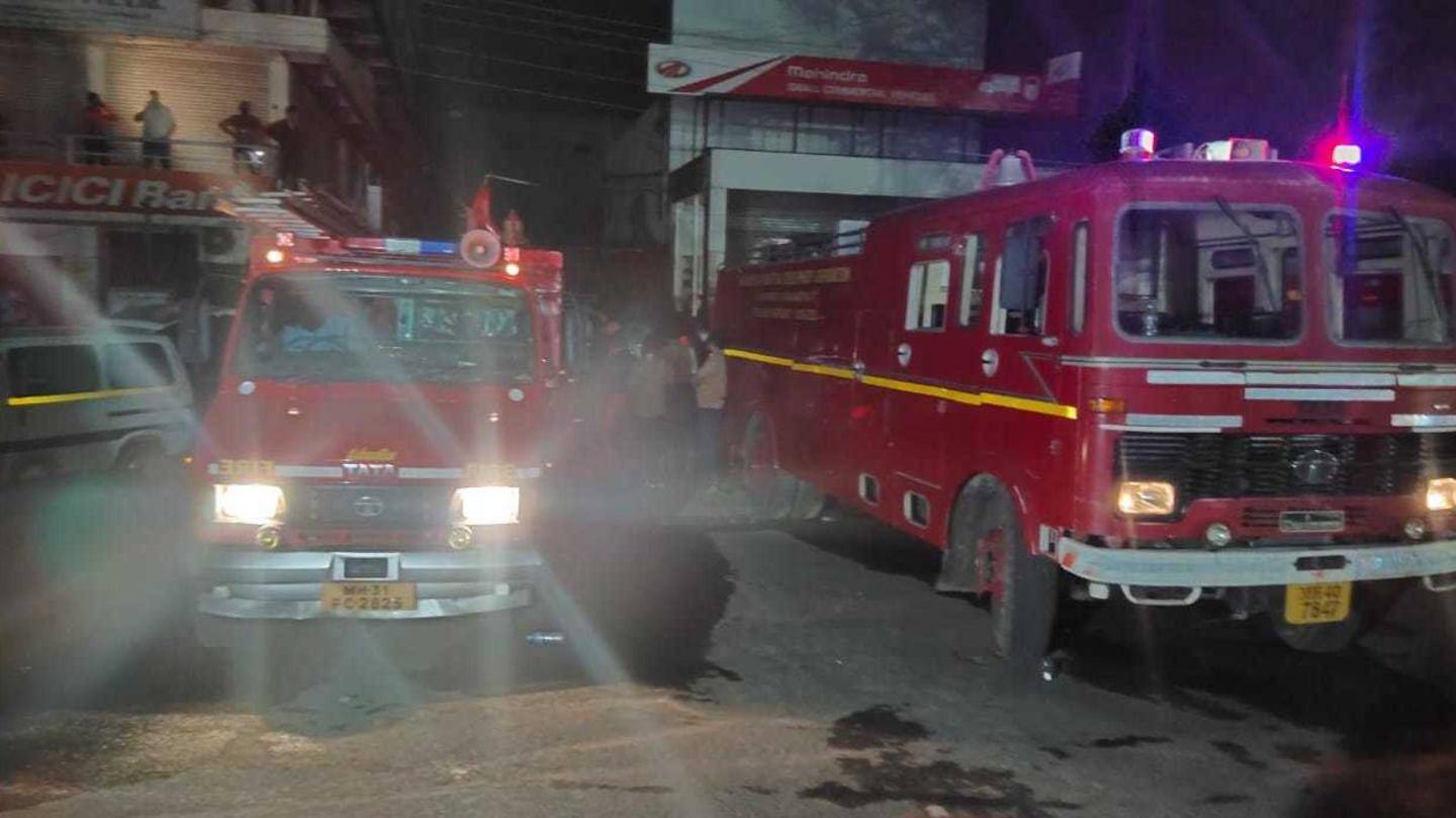 AC यूनिट में लगी थी आग AC यूनिट में लगी थी आग