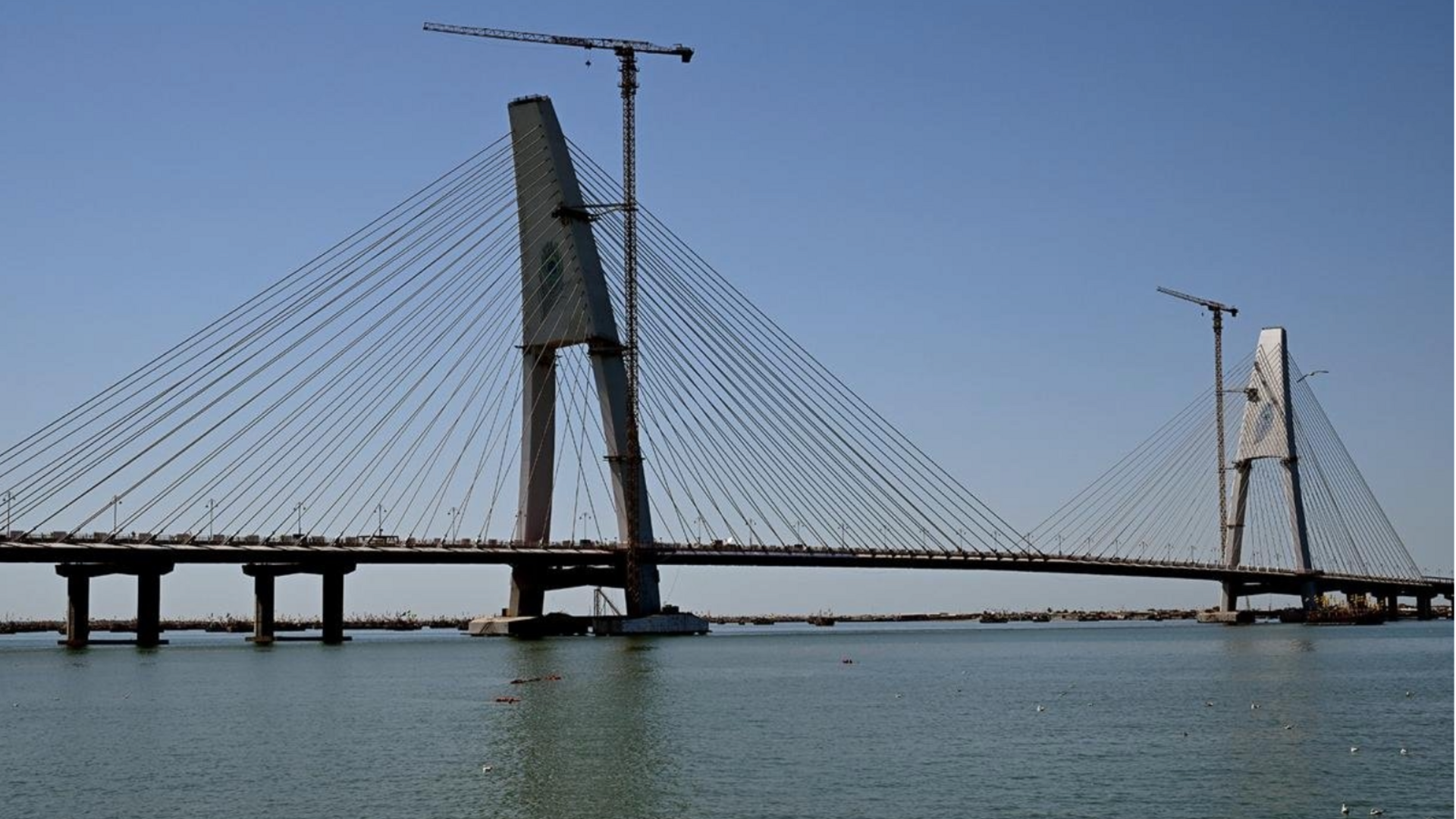 प्रधानमंत्री मोदी ने गुजरात में देश के सबसे बड़े केबल पुल 'सुदर्शन सेतु' का किया उद्घाटन