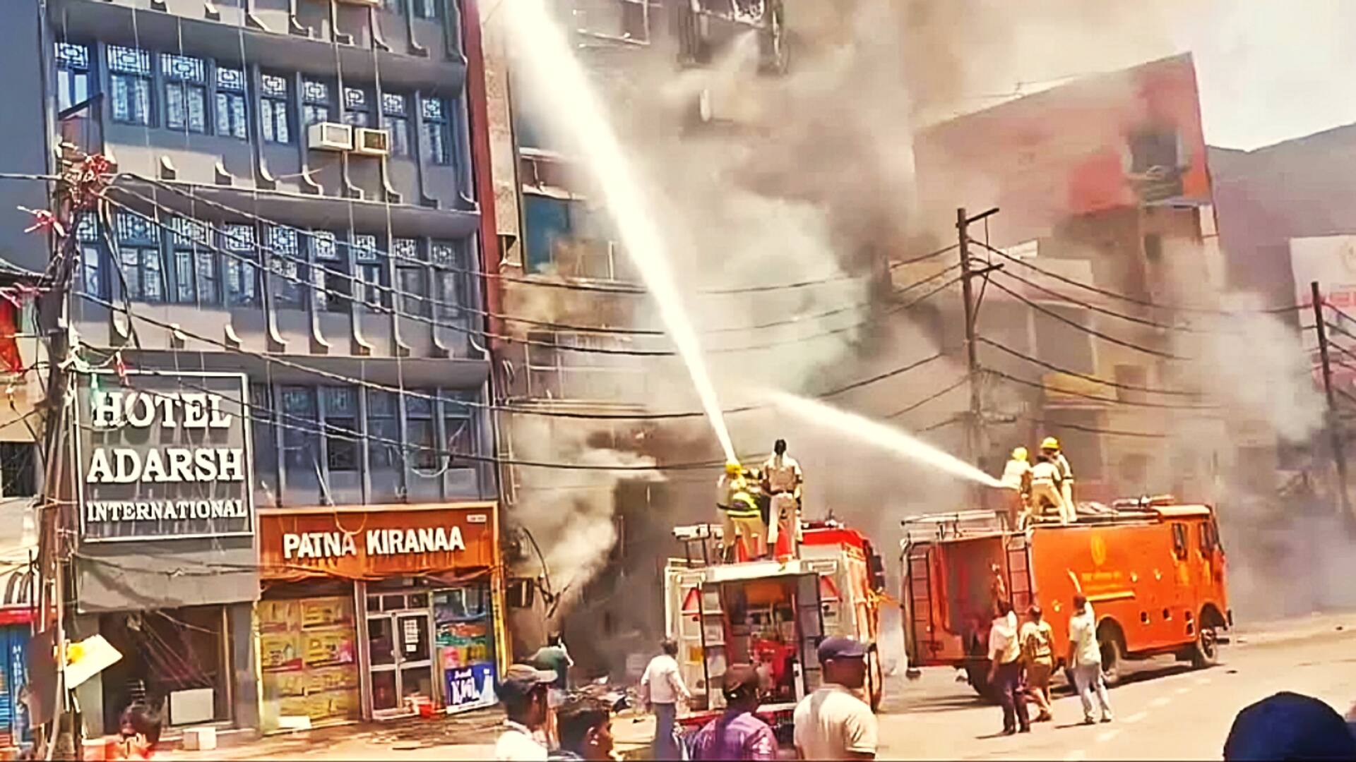 बिहार: पटना रेलवे स्टेशन के पास होटल में लगी आग, 6 लोग जिंदा जले