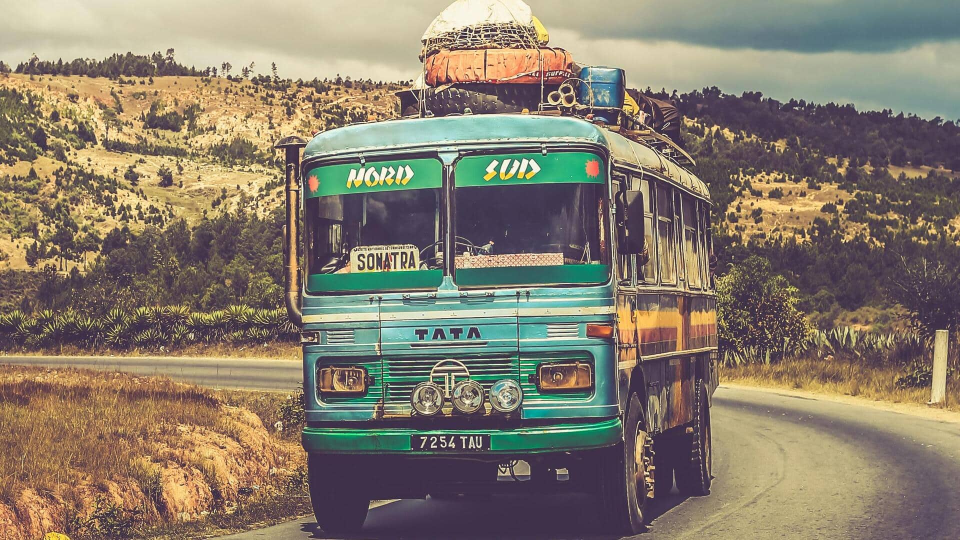 गर्मियों के दौरान बस से यात्रा करते समय अपनाएं ये 5 टिप्स, यात्रा बनेगी आरामदायक