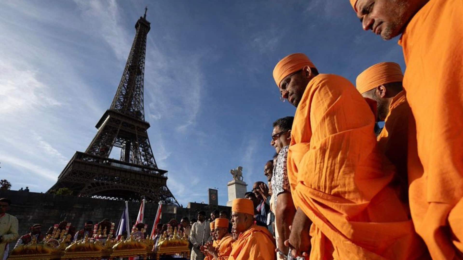 हिंदू समूह के दौरे के बाद एफिल टावर बंद, महिलाओं से जुड़ी किस बात पर विवाद?