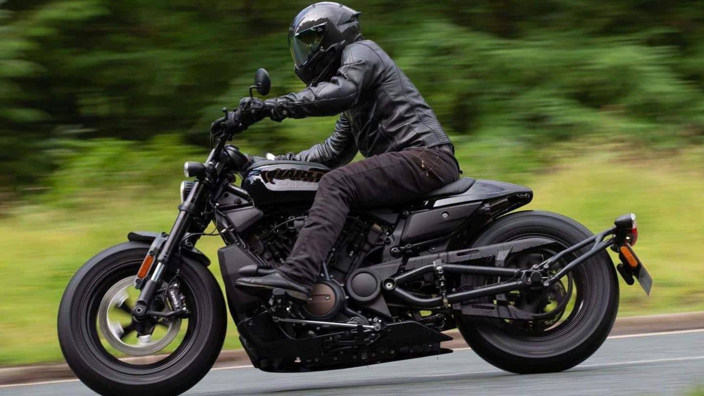 बाइक में है 1250cc का दमदार इंजन बाइक में है 1250cc का दमदार इंजन