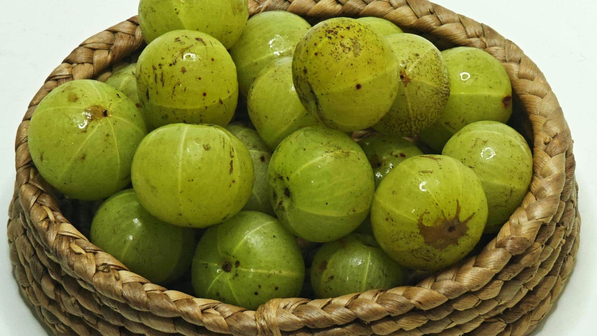 सर्दियों का सुपरफूड है आंवला, इन 5 तरीकों से करें इसका सेवन