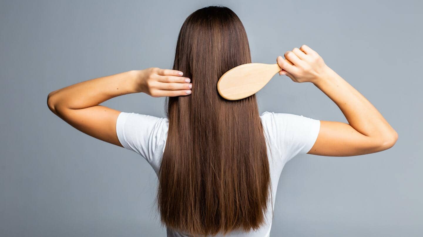 बालों से हेयरस्प्रे हटाने के लिए अपनाएं ये आसान तरीके