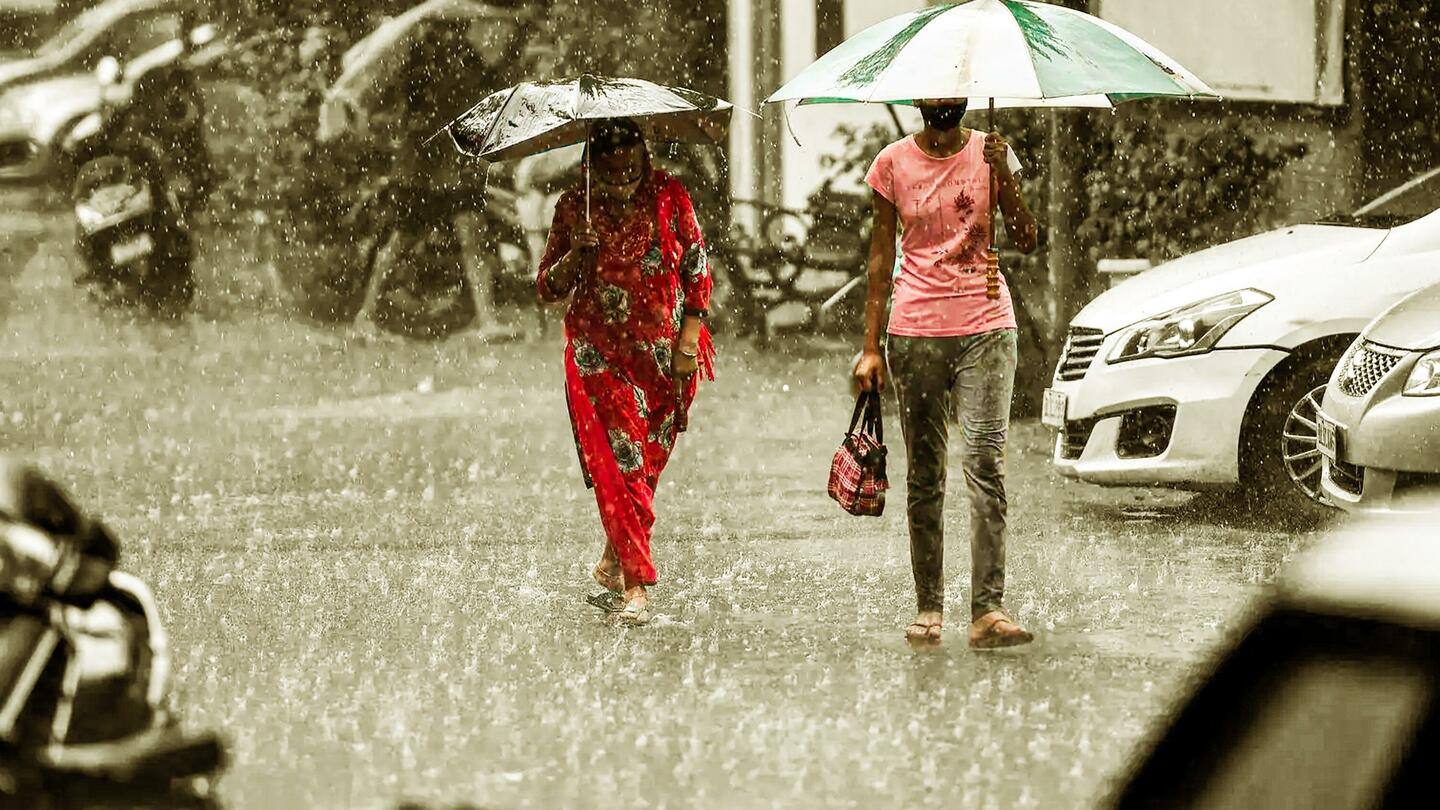 दिल्ली और आसपास के इलाकों में तूफान और बारिश, कई जगहों पर जलभराव