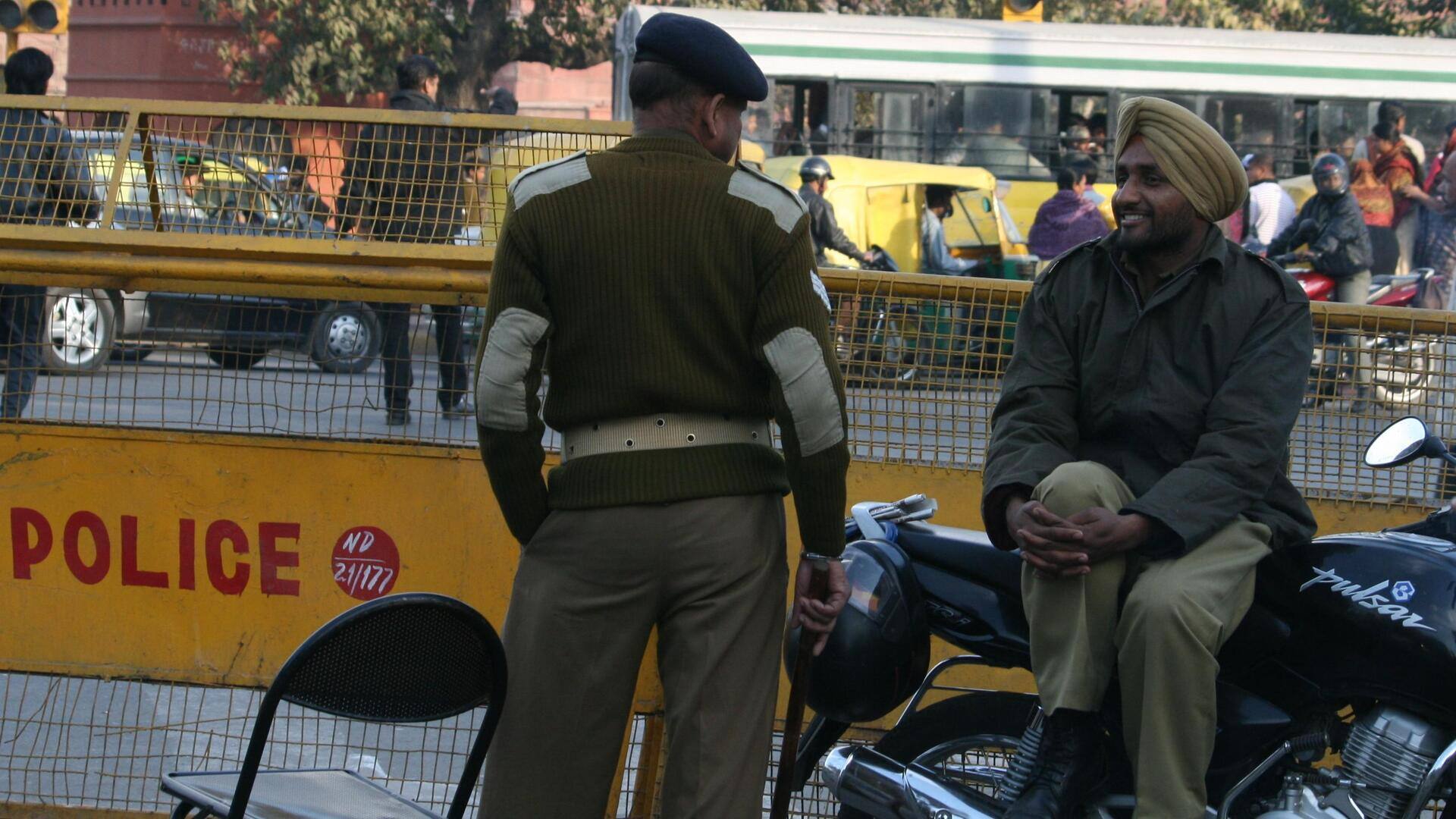 दिल्ली: चेहल्लुम के जुलूस को सांप्रदायिक रंग देने की कोशिश, दिल्ली पुलिस ने दिया जवाब 