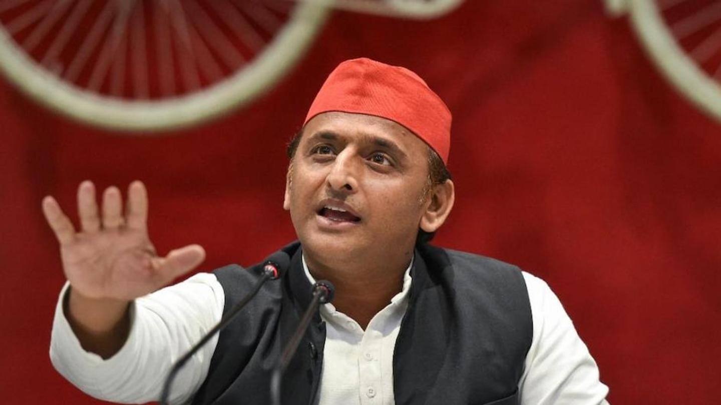 मंत्री आनंद स्वरूप शुक्ला ने साधा अखिलेश यादव पर निशाना मंत्री आनंद स्वरूप शुक्ला ने साधा अखिलेश यादव पर निशाना