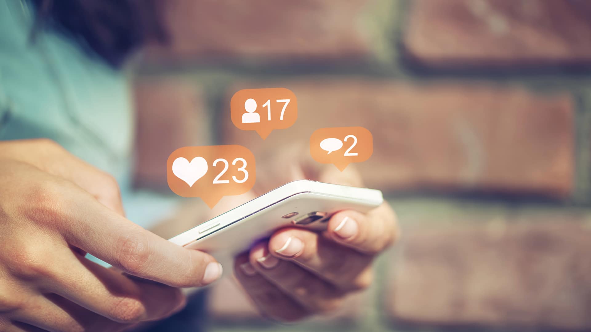 केंद्र सरकार की अश्लील कंटेंट पर लगाम लगाने की तैयारी, बना रही नए नियम