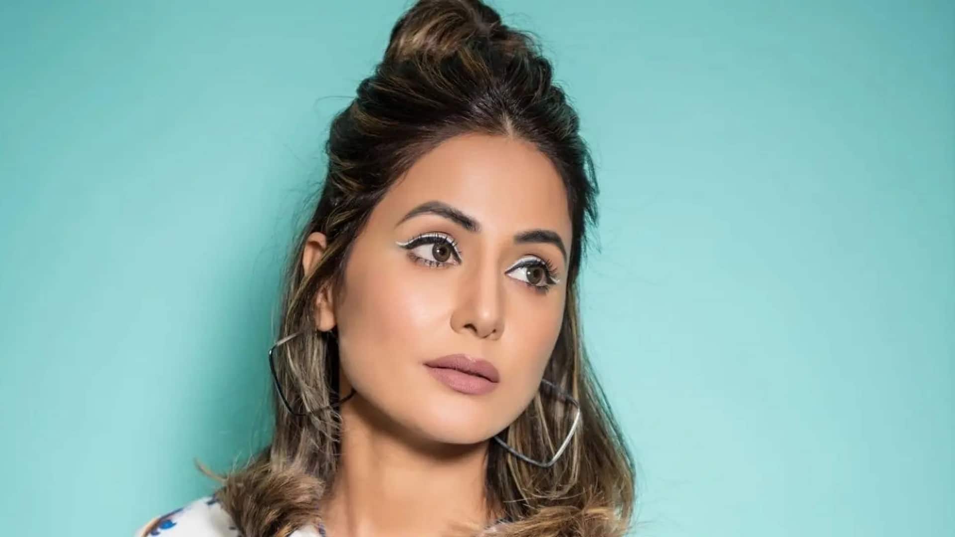 हिना खान को कैंसर के कारण पड़े काम के लाले, बोलीं- प्लीज मुझे कॉल करो हिना खान को कैंसर के कारण पड़े काम के लाले, बोलीं- प्लीज मुझे कॉल करो