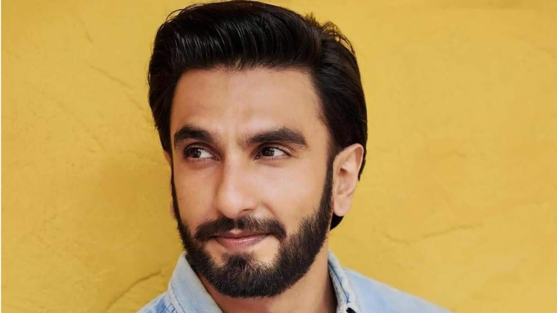 मुंबई के लालबागचा राजा पहुंचे रणवीर सिंह, लिया बप्पा का आशीर्वाद; देखें वीडियो