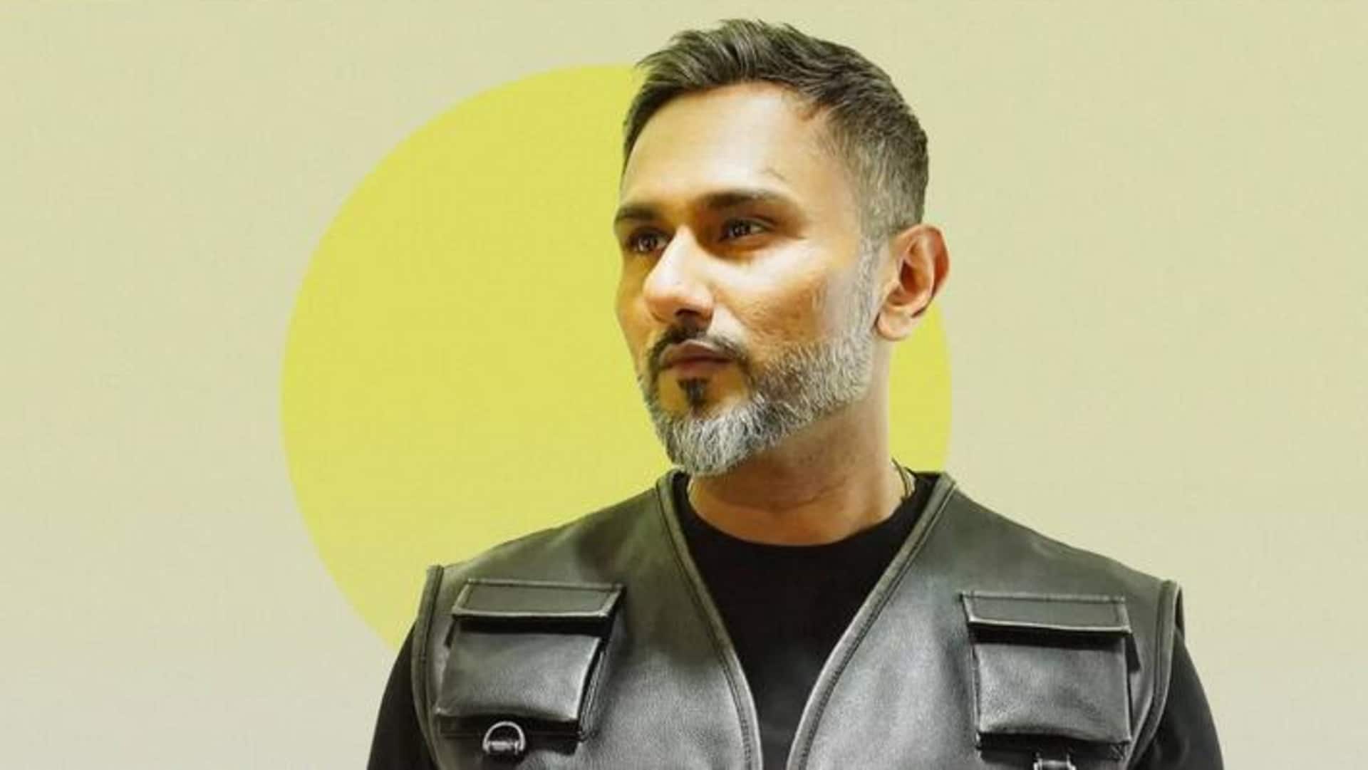 हनी सिंह और करण औजला को नोटिस, पंजाब महिला आयोग ने कहा- अश्लीलता बर्दाश्त नहीं करेंगे हनी सिंह और करण औजला को नोटिस, पंजाब महिला आयोग ने कहा- अश्लीलता बर्दाश्त नहीं करेंगे