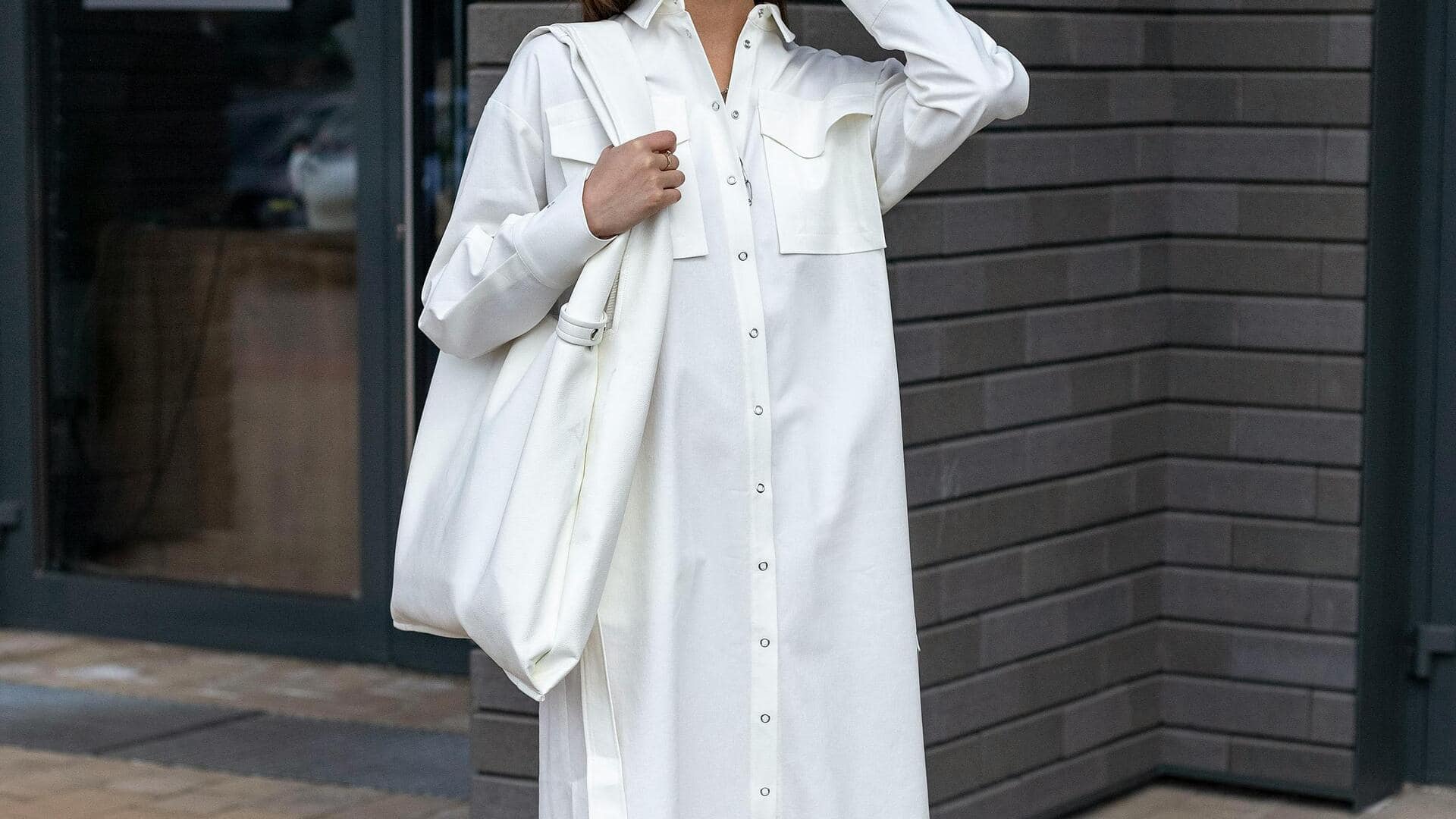 पॉप्लिन शर्ट ड्रेस को स्टाइल करने के लिए आजमाएं ये 5 तरीके, लगेंगी बेहद खूबसूरत