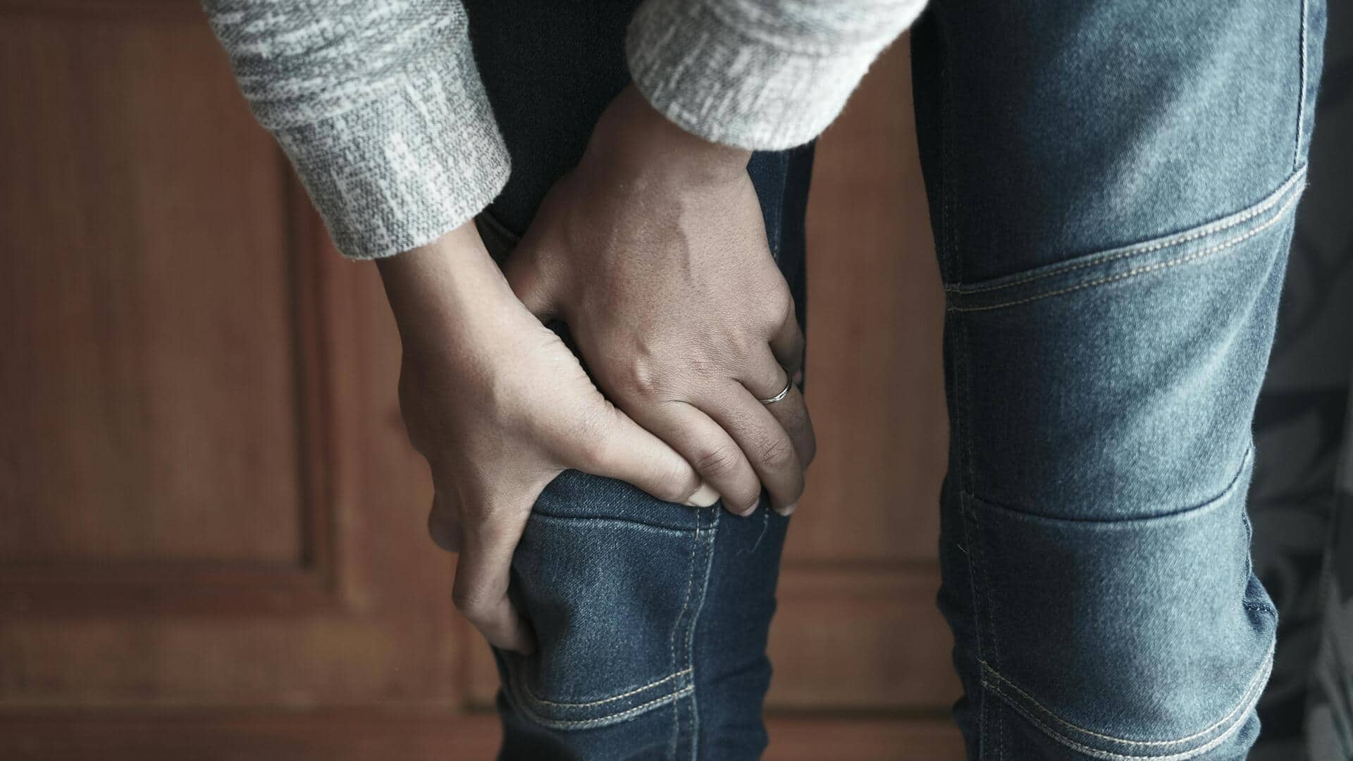 थकान महसूस हो रही है? पैरों को आराम देने के लिए आजमाएं ये 5 घरेलू नुस्खे