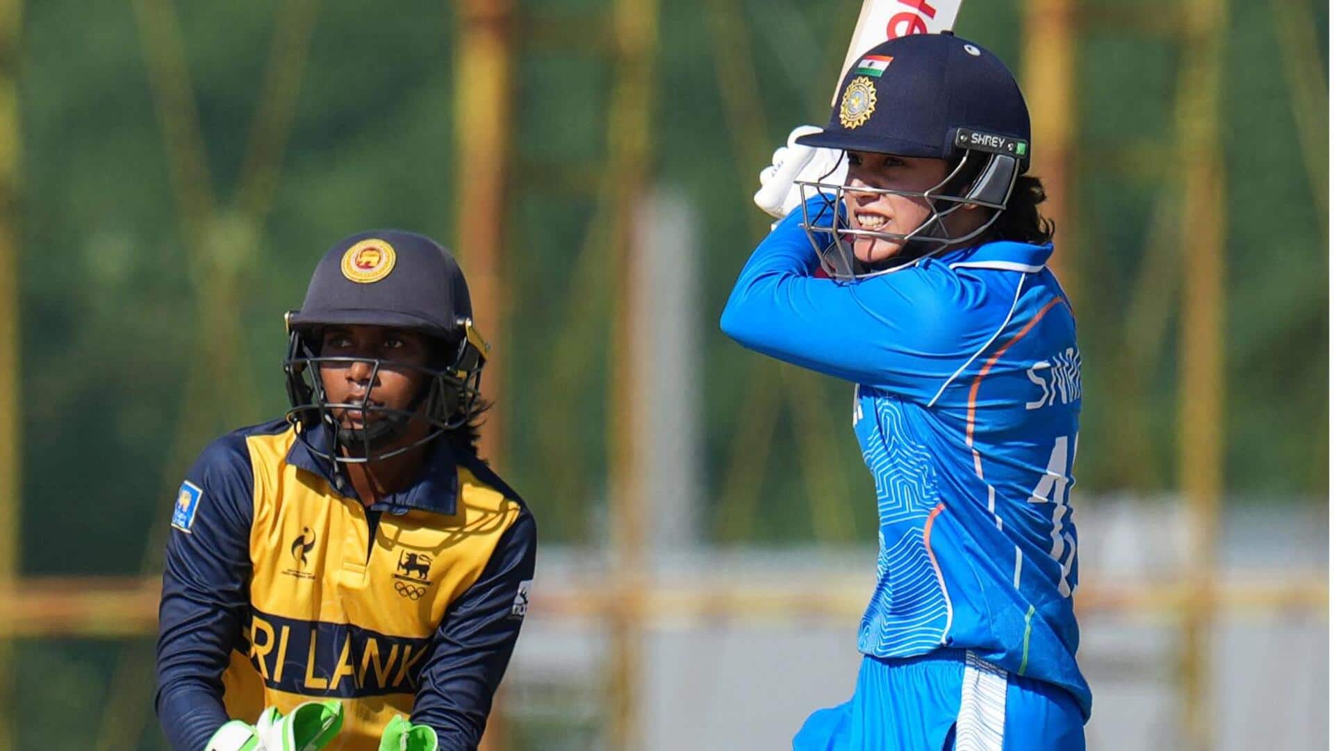 स्मृति मंधाना ने श्रीलंका के खिलाफ जड़ा अर्धशतक, 11,000 अंतरराष्ट्रीय रन बनाने वालीं पहली खिलाड़ी बनी 