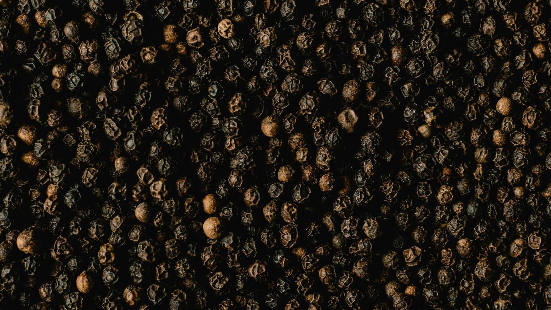 काली मिर्च का सेवन स्वास्थ्य के लिए है लाभदायक, जानिए इसके 5 फायदे