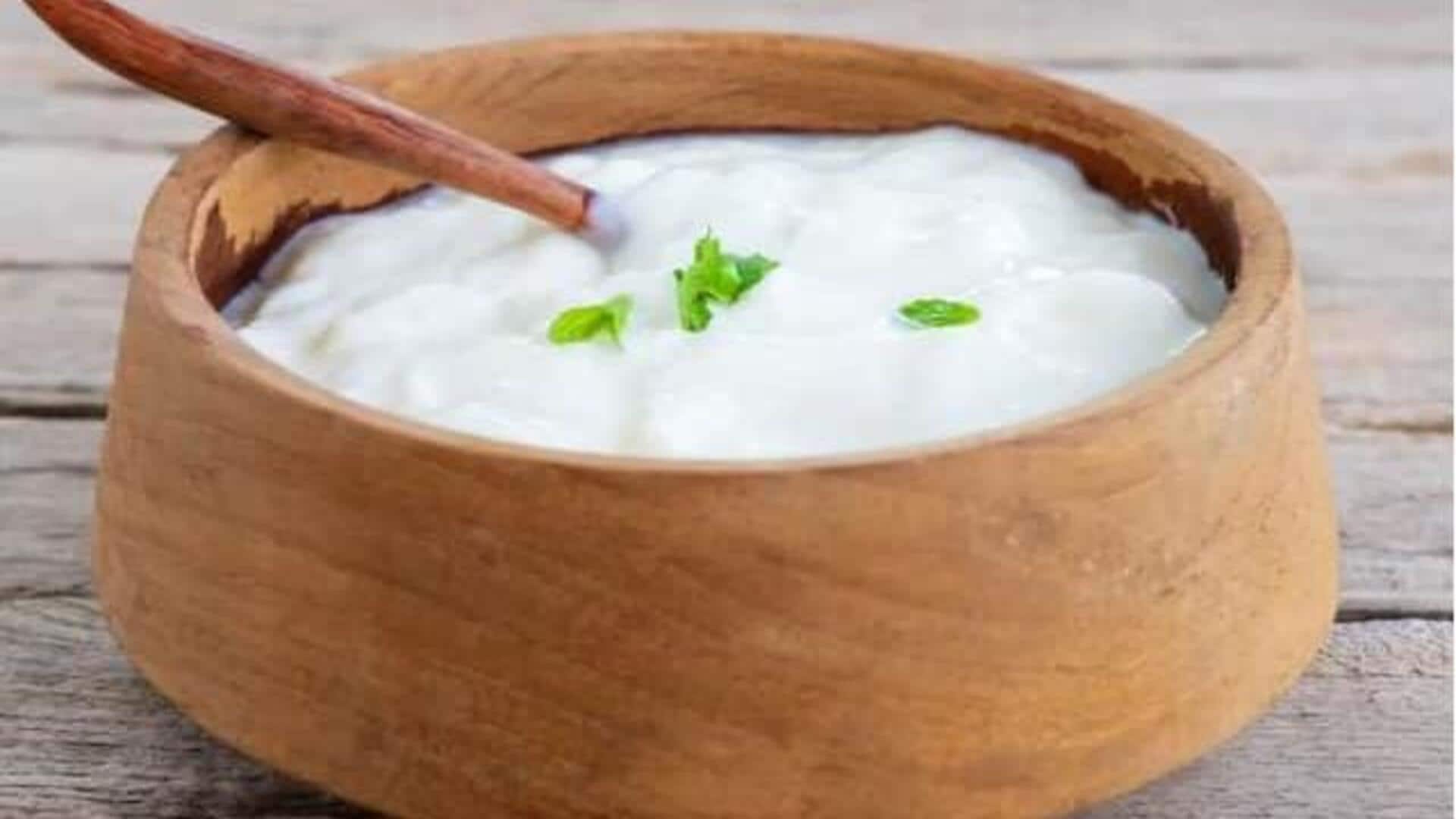 दही में इन 5 टॉपिंग्स को मिलाकर खाएं, मिलेगा कई स्वास्थ्य लाभ