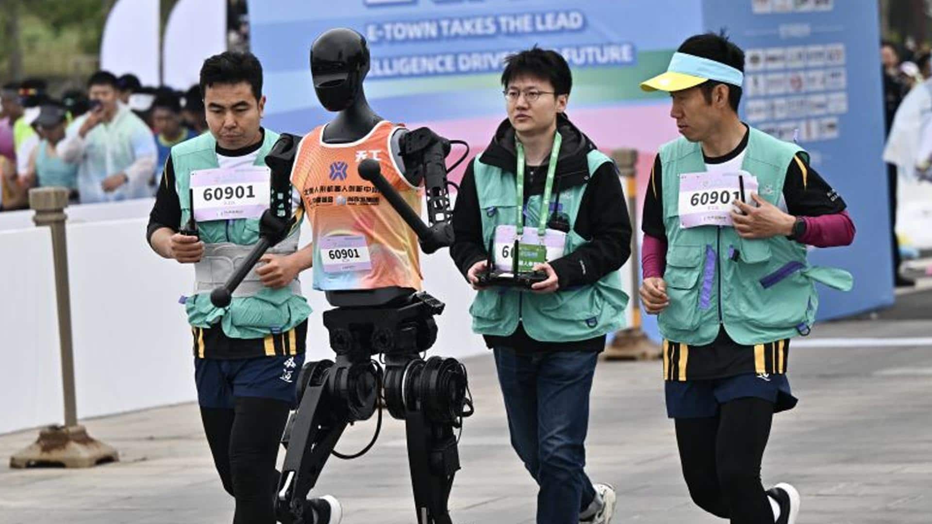 चीन में 19 अप्रैल को इंसान बनाम रोबोट मैराथन, दर्जनों टीमें लेंगी हिस्सा