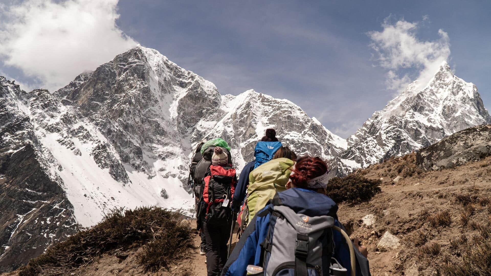 पहाड़ों की यात्रा करने की है योजना? इन 5 बातों का रखें खास ध्यान
