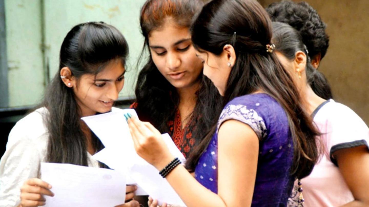 कुल 712 पदों पर होनी है नियुक्ति कुल 712 पदों पर होनी है नियुक्ति
