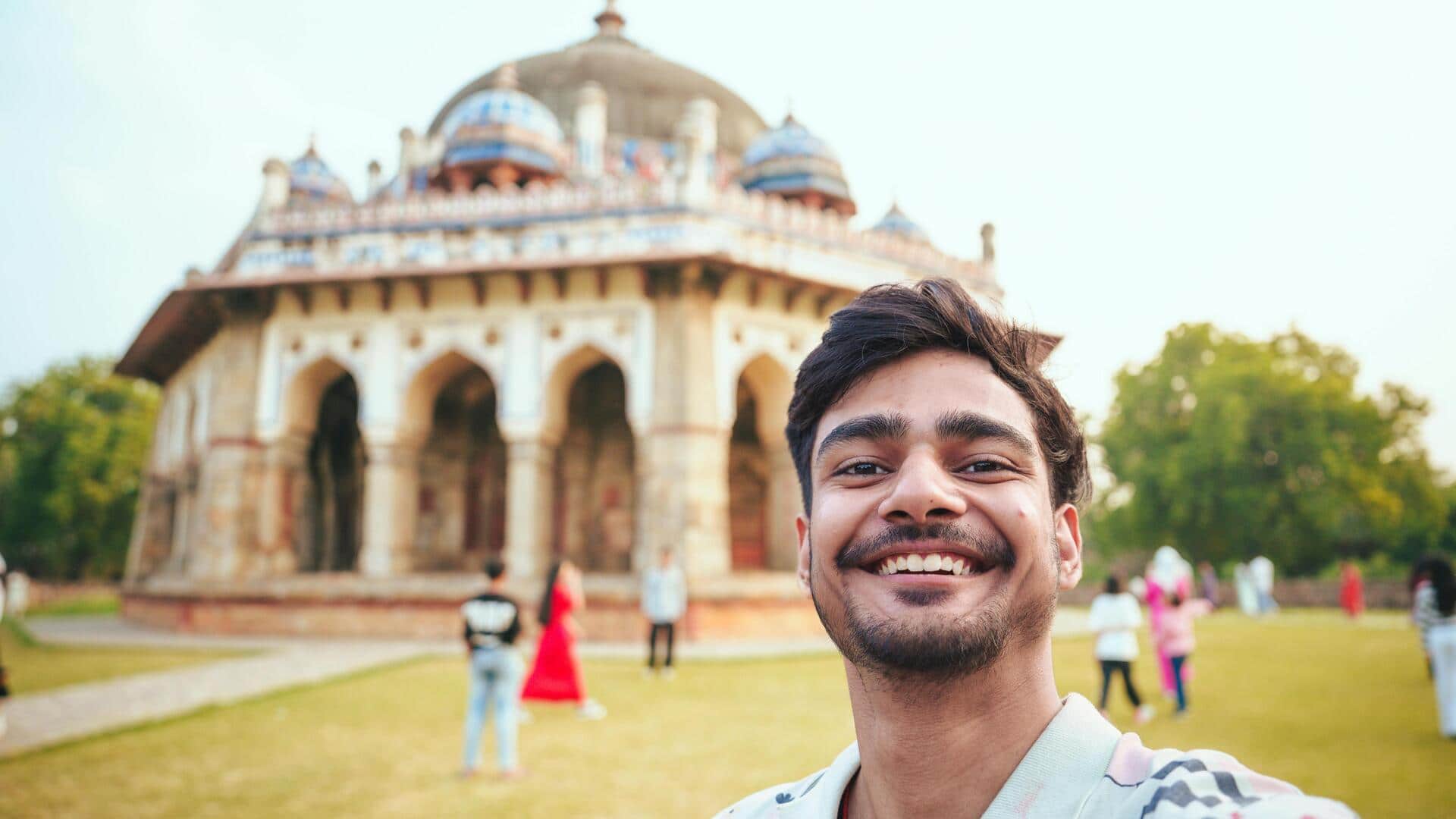 खुश रहने वाले लोग अपनी शांति को सुरक्षित रखने के लिए करते हैं ये 5 काम