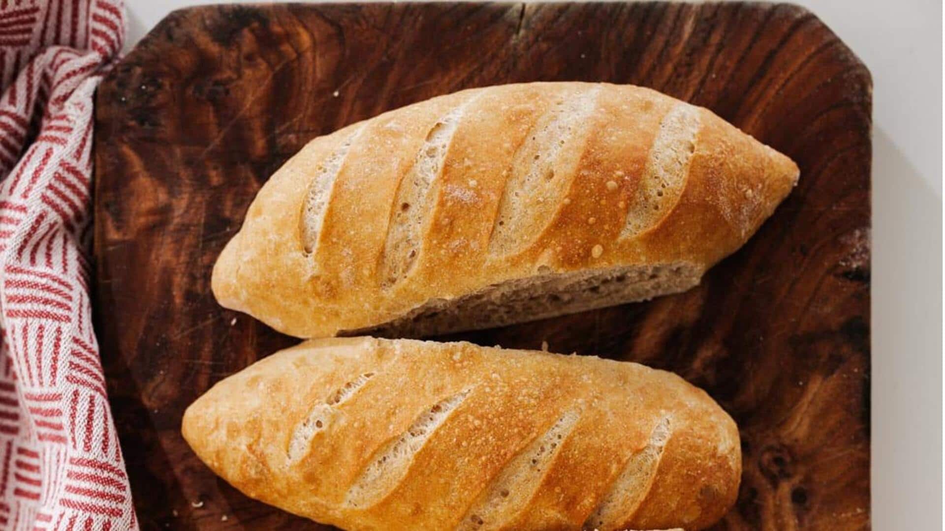 घर पर बेकरी स्टाइल फ्रेंच रोल बनाने के लिए करें इन रेसिपी का पालन, बनेंगे स्वादिष्ट 