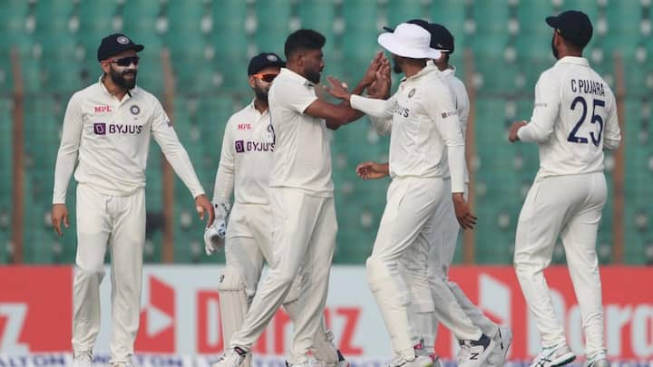 पहला टेस्ट: दूसरे दिन बांग्लादेश ने अपनी पारी में बनाए 133/8 रन, कुलदीप-सिराज की घातक गेंदबाजी
