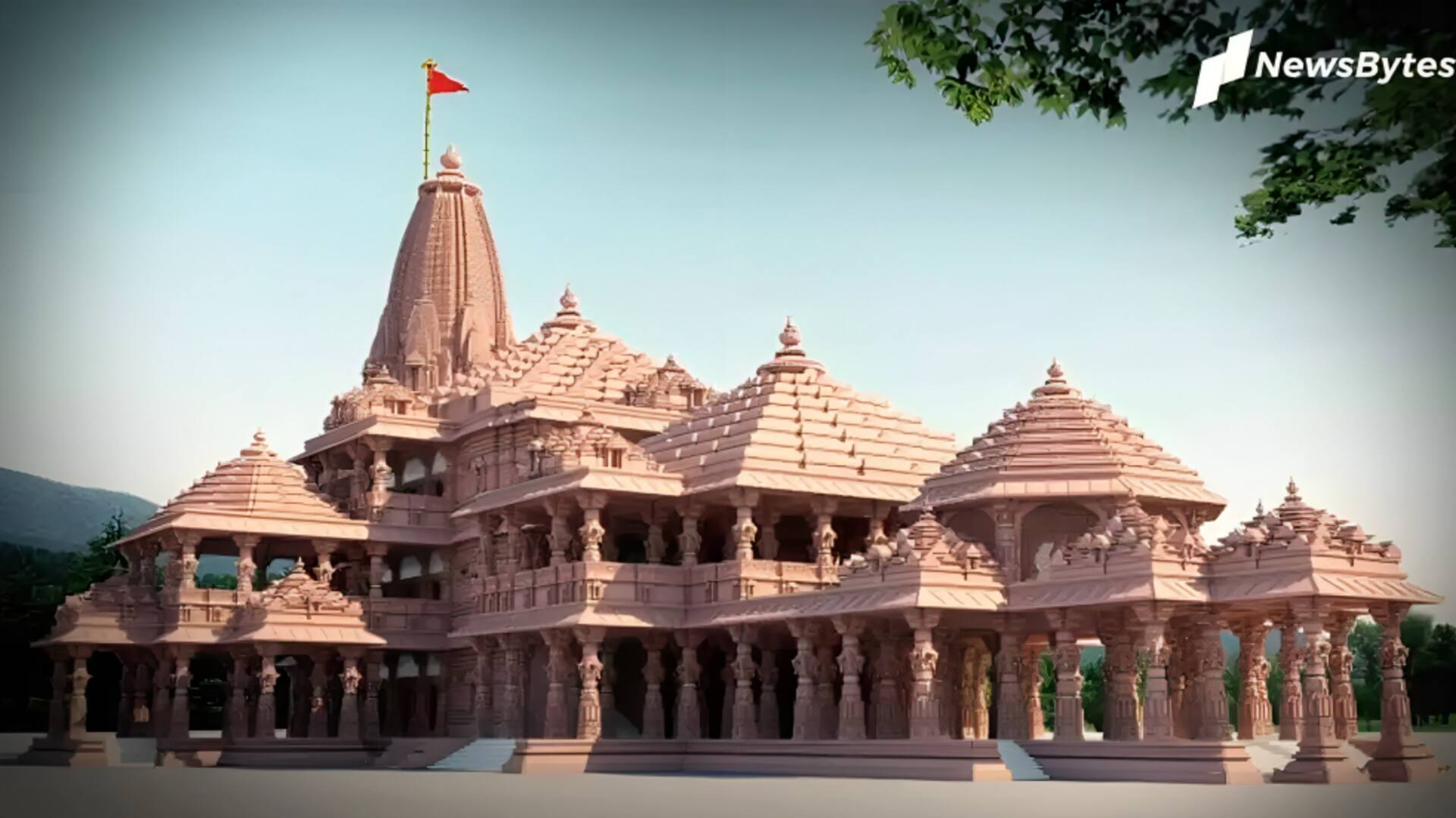 अयोध्या: राम मंदिर के गर्भगृह में रखी गई रामलला की मूर्ति 