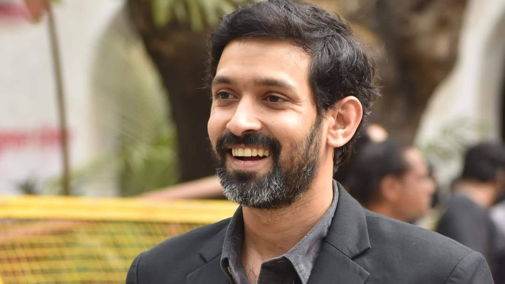 रणवीर सिंह से भिड़ने को तैयार विक्रांत मैसी, जल्द शुरू होगी 'डॉन 3' की शूटिंग रणवीर सिंह से भिड़ने को तैयार विक्रांत मैसी, जल्द शुरू होगी 'डॉन 3' की शूटिंग