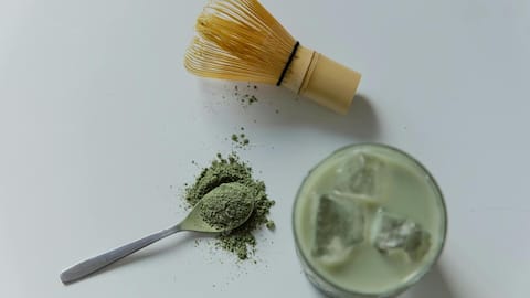 माचा पाउडर खरीदने जा रहे हैं? गुणवत्ता की जांच करने के लिए अपनाएं ये तरीके