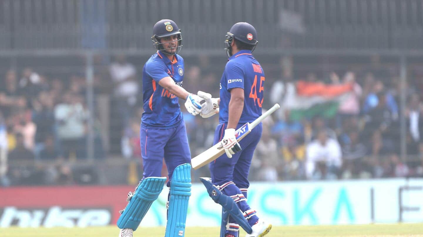 तीसरा वनडे: भारत ने न्यूजीलैंड को दिया 386 रनों का लक्ष्य, रोहित-गिल ने जमाए शतक