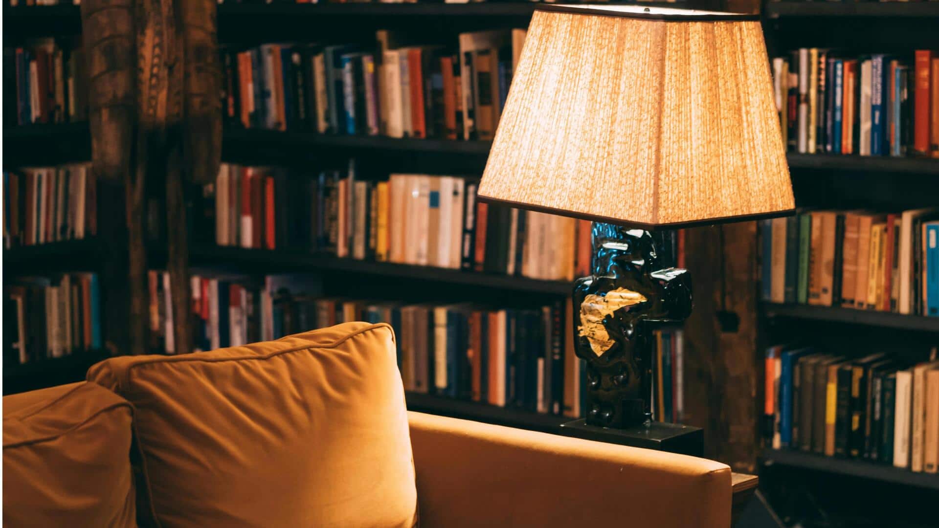 घर का कोना-कोना रोशन करने के लिए लगाएं ये 5 तरह की लाइट, बनेगा अच्छा माहौल