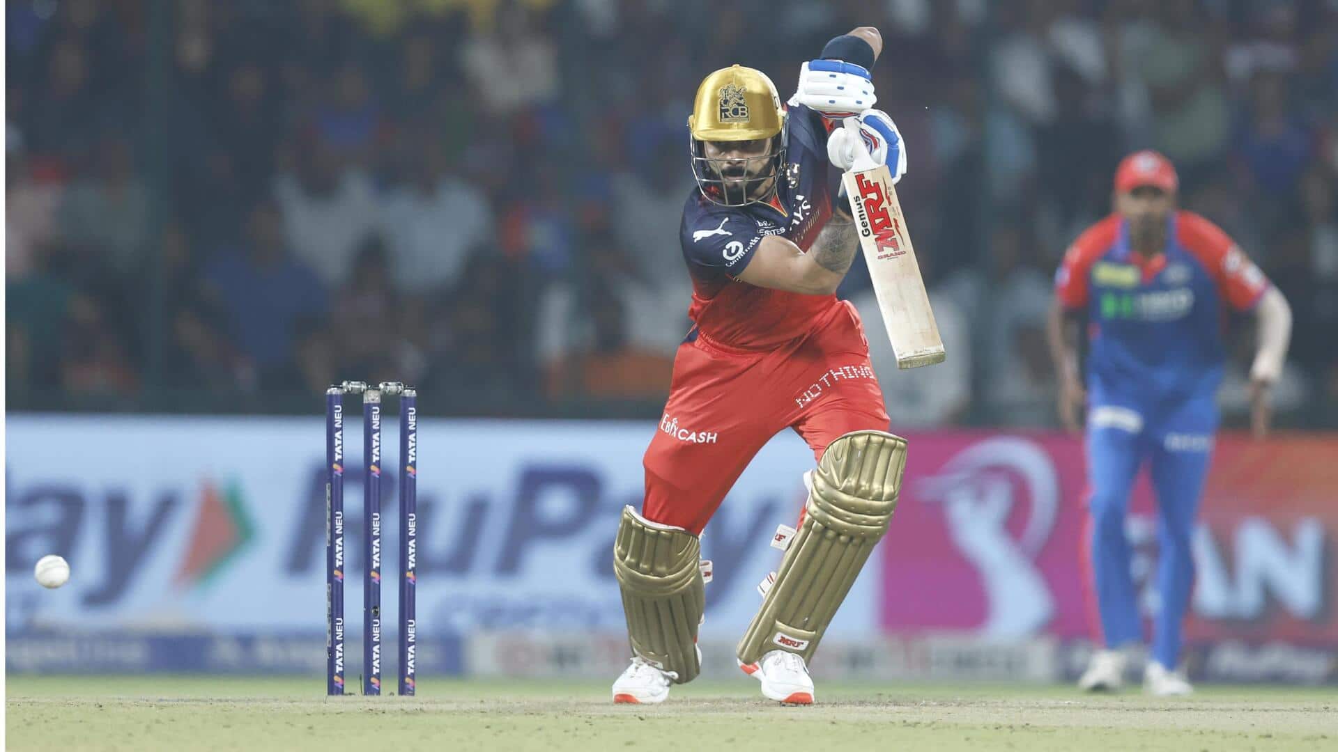 IPL: RCB के इन बल्लेबाजों ने 2 या अधिक सीजन में बनाए हैं 500+ रन 